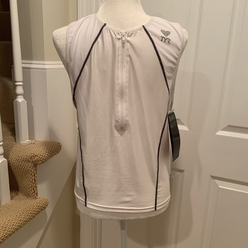 NWT, TYR, Men’s Biking jersey